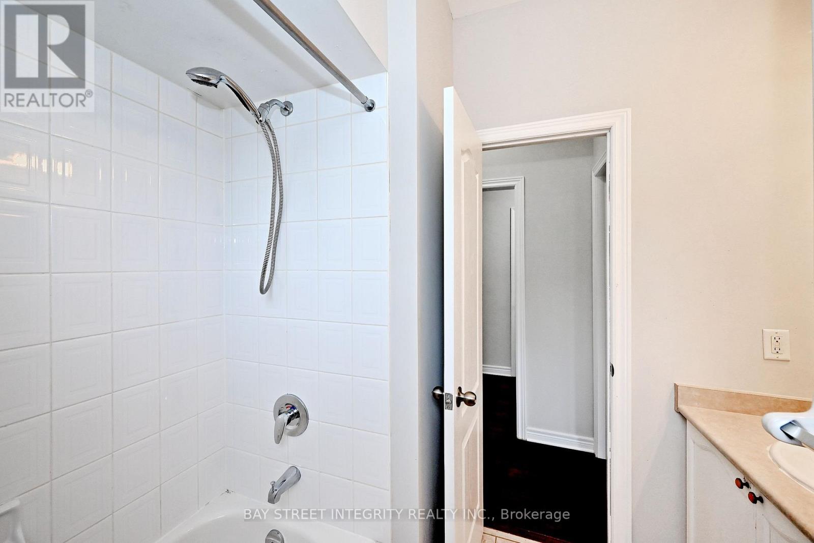 60 Darius Harns Drive, Whitby, Ontario  L1M 2G6 - Photo 24 - E12903142