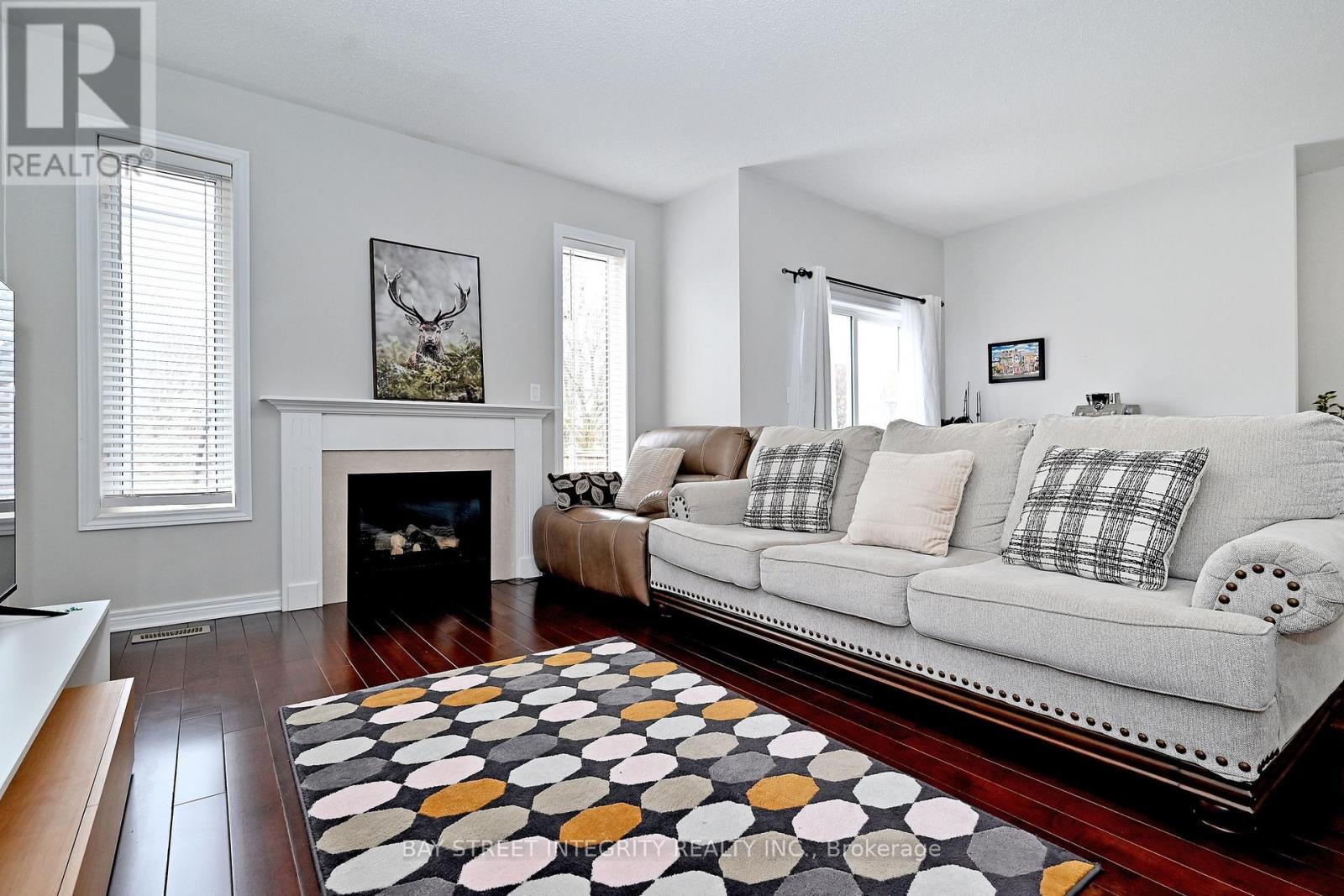 60 Darius Harns Drive, Whitby, Ontario  L1M 2G6 - Photo 6 - E12903142