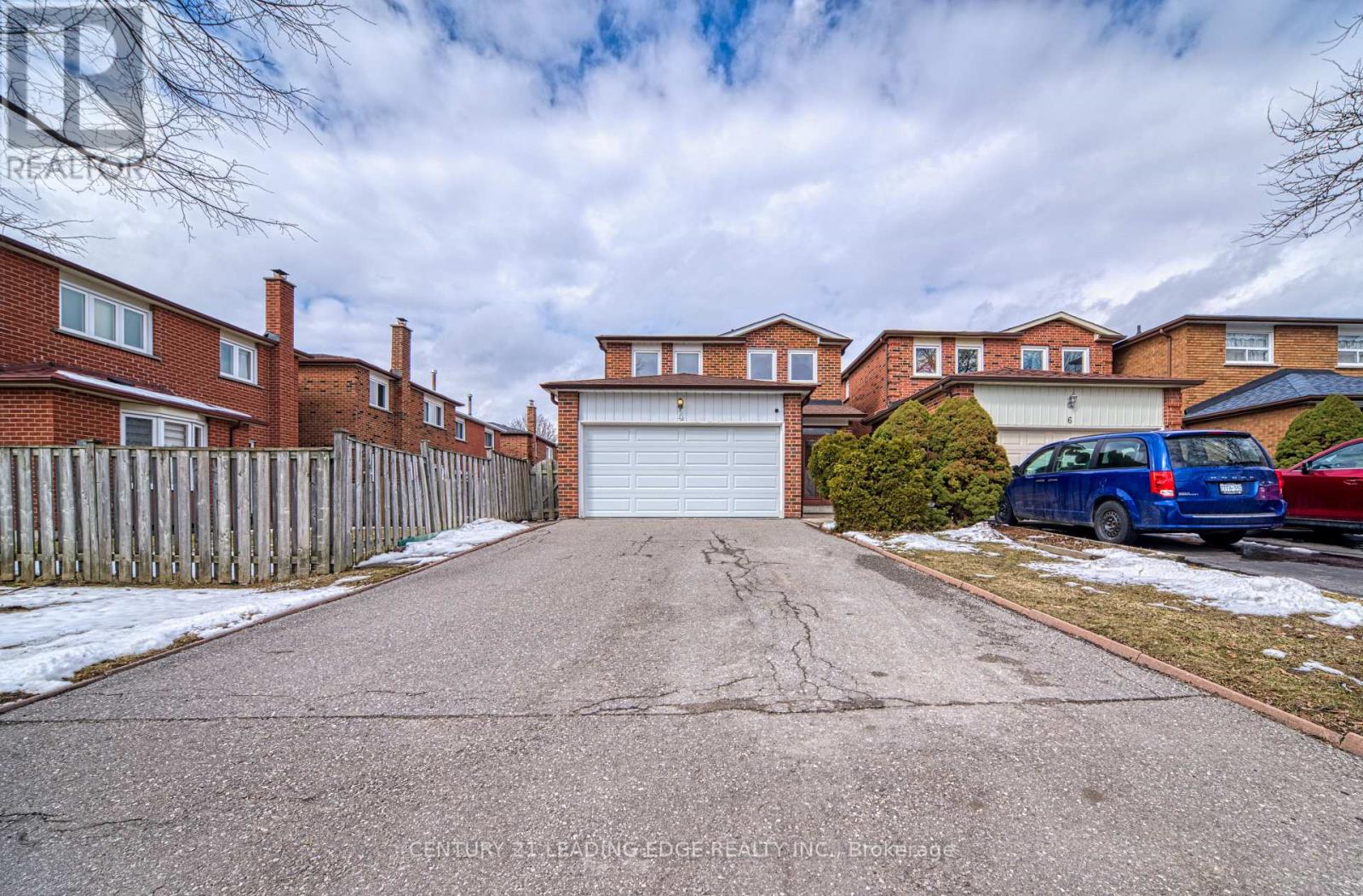 4 Treerun Avenue, Toronto, Ontario  M1V 3K6 - Photo 2 - E12903310