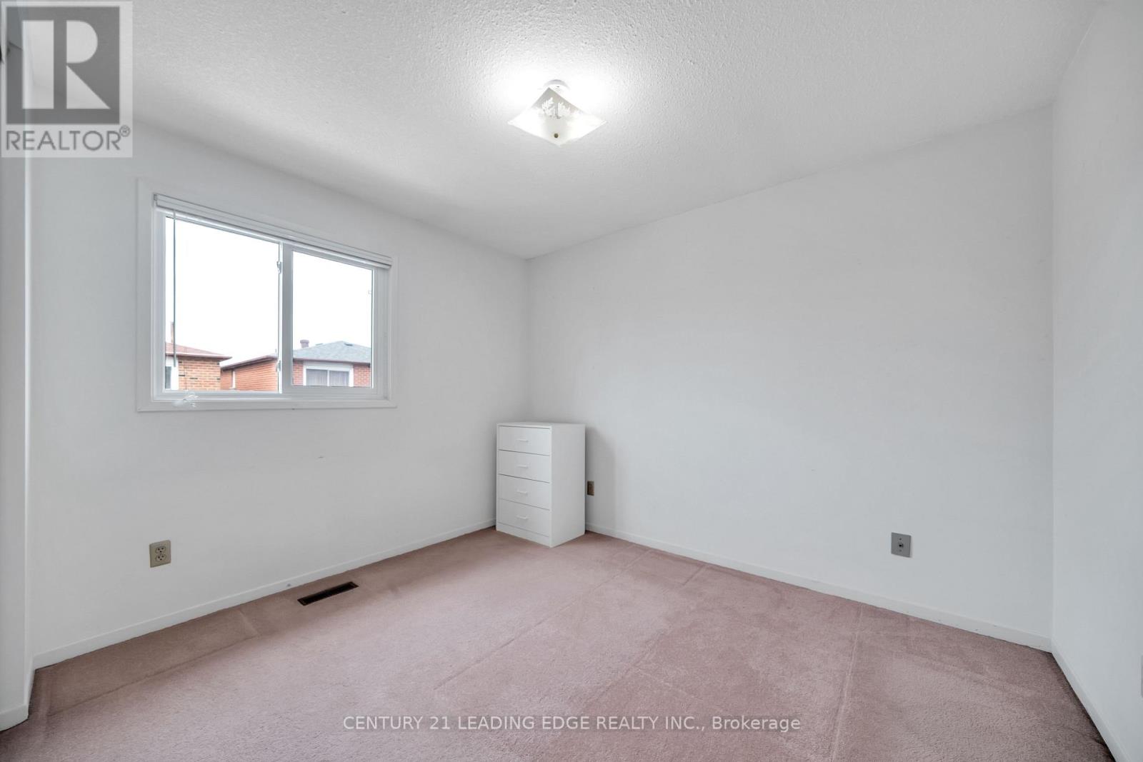 4 Treerun Avenue, Toronto, Ontario  M1V 3K6 - Photo 27 - E12903310