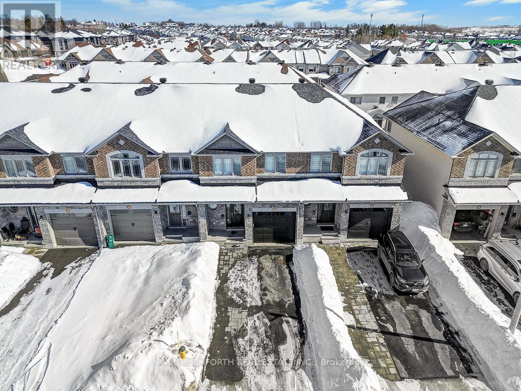 560 Du Pin Rouge Way, Ottawa, Ontario  K1W 0C4 - Photo 47 - X12903256