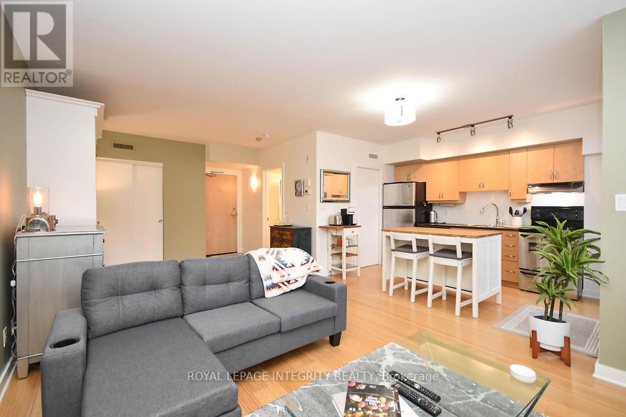 303 - 1014 Bank Street, Ottawa, Ontario  K1S 3W8 - Photo 5 - X12903266