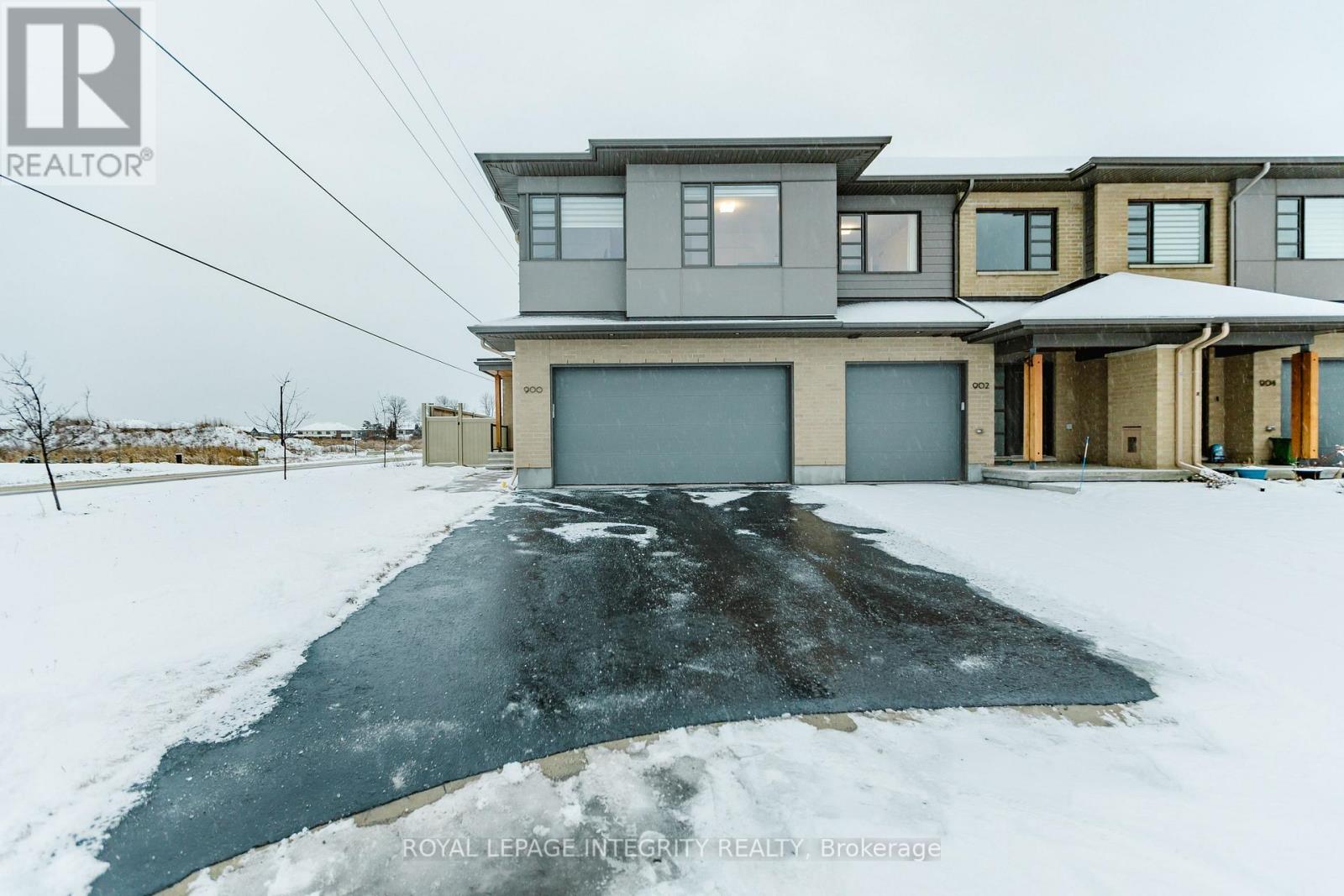 900 Chipping Circle, Ottawa, Ontario  K4M 0E7 - Photo 1 - X12903274