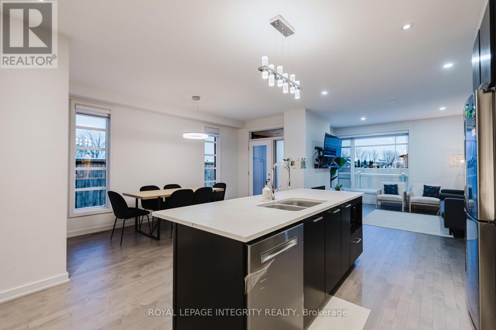 900 Chipping Circle, Ottawa, Ontario  K4M 0E7 - Photo 13 - X12903274