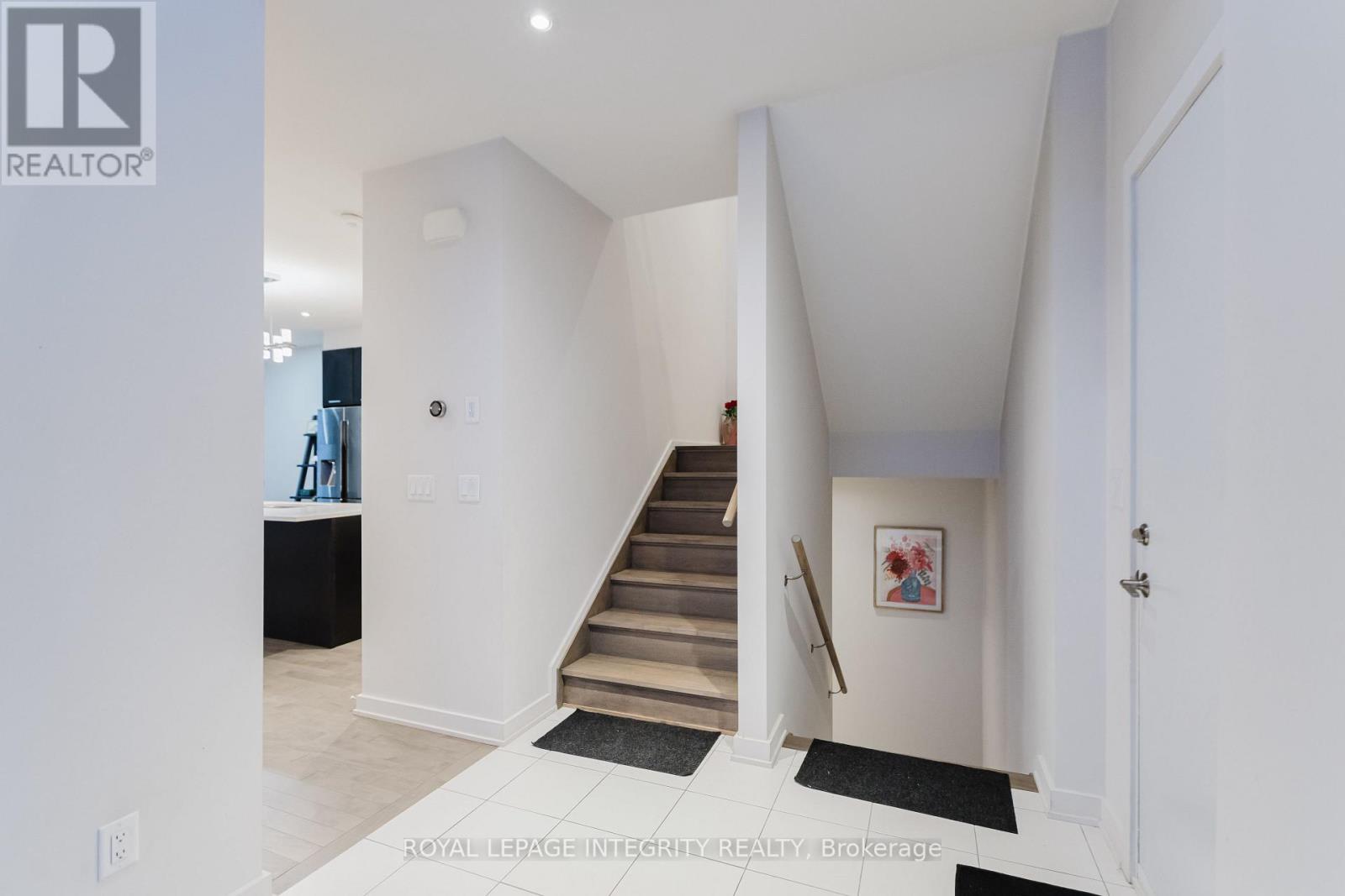 900 Chipping Circle, Ottawa, Ontario  K4M 0E7 - Photo 4 - X12903274