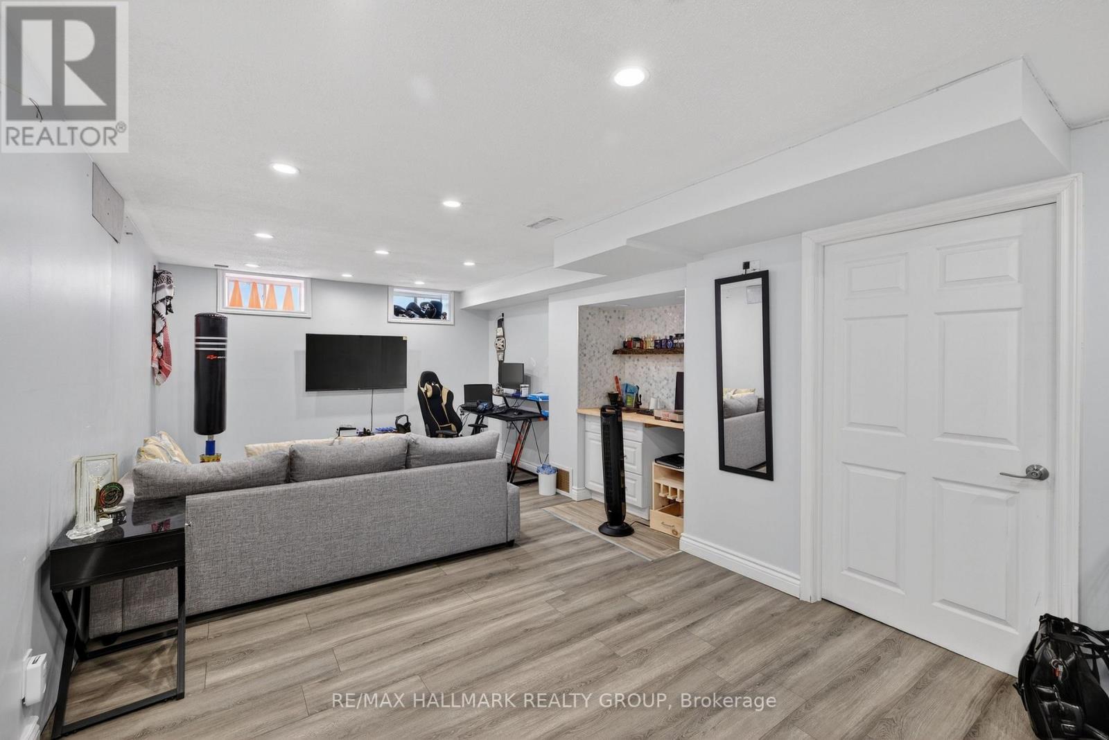 81 Switch Grass Crescent, Ottawa, Ontario  K2J 5Z3 - Photo 20 - X12903278