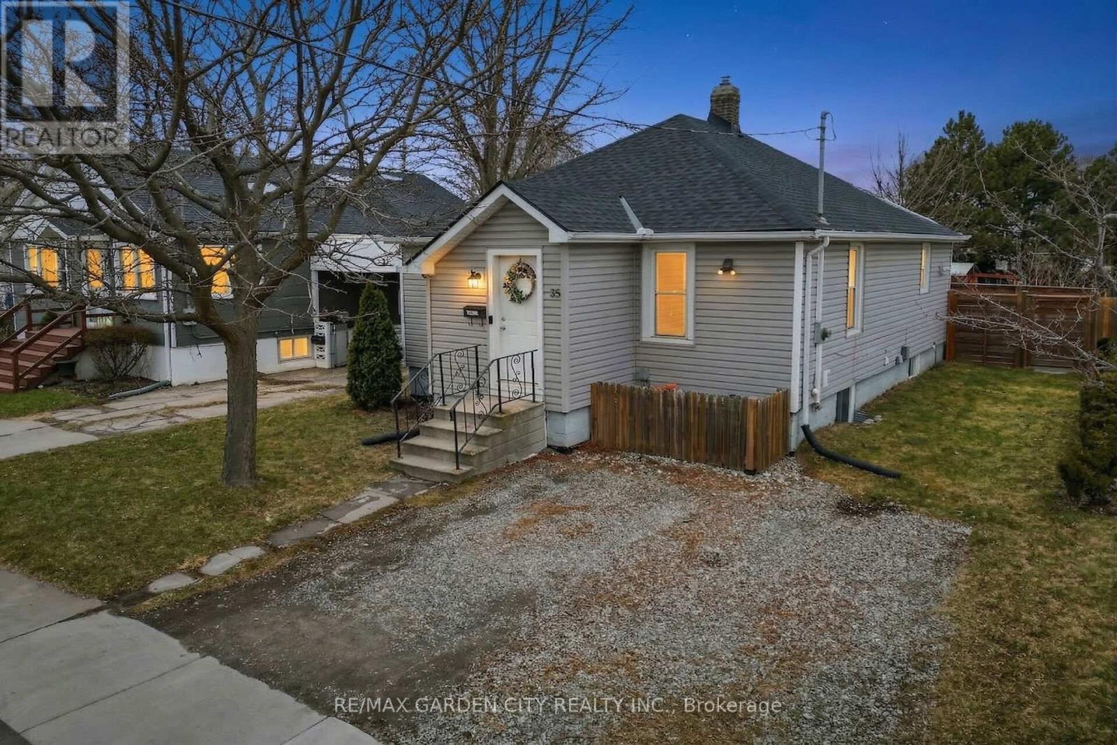 65 SCOTT STREET W, st. catharines (haig), Ontario