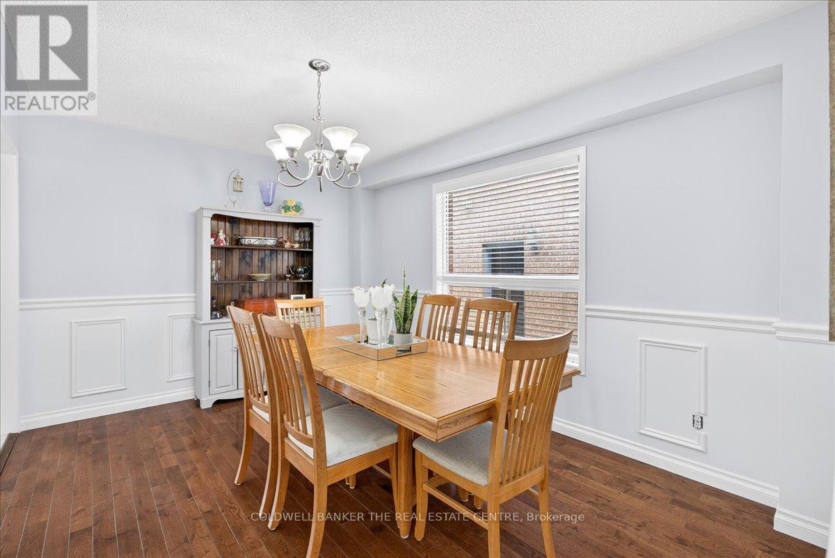 405 Silken Laumann Drive, Newmarket, Ontario  L3X 2J1 - Photo 17 - N12903104