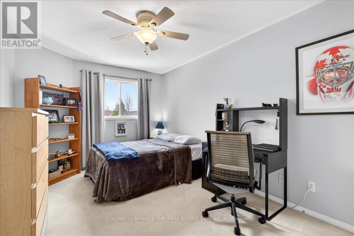 405 Silken Laumann Drive, Newmarket, Ontario  L3X 2J1 - Photo 23 - N12903104