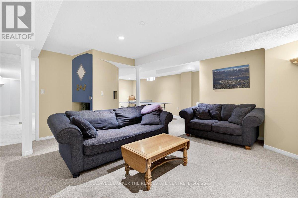 405 Silken Laumann Drive, Newmarket, Ontario  L3X 2J1 - Photo 26 - N12903104