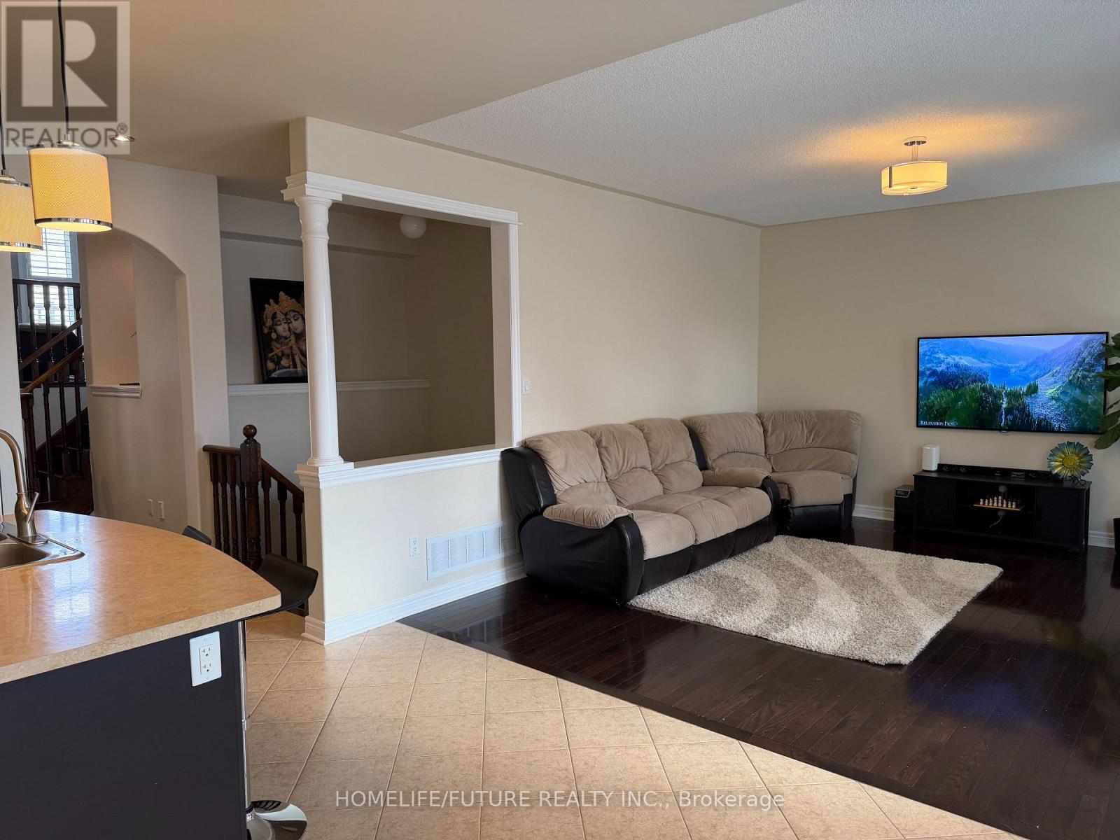 23 Acer Crescent, Whitchurch-Stouffville, Ontario  L4A 0V5 - Photo 13 - N12903140