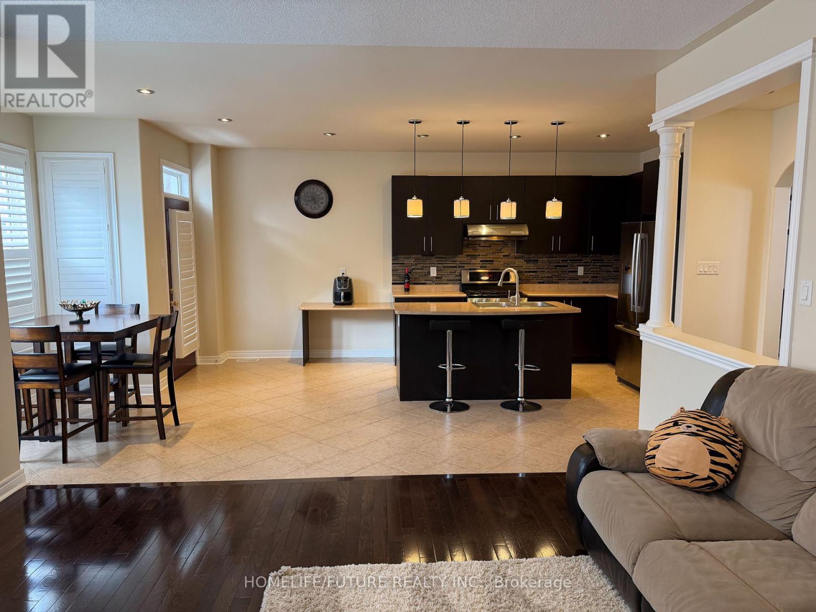 23 Acer Crescent, Whitchurch-Stouffville, Ontario  L4A 0V5 - Photo 17 - N12903140