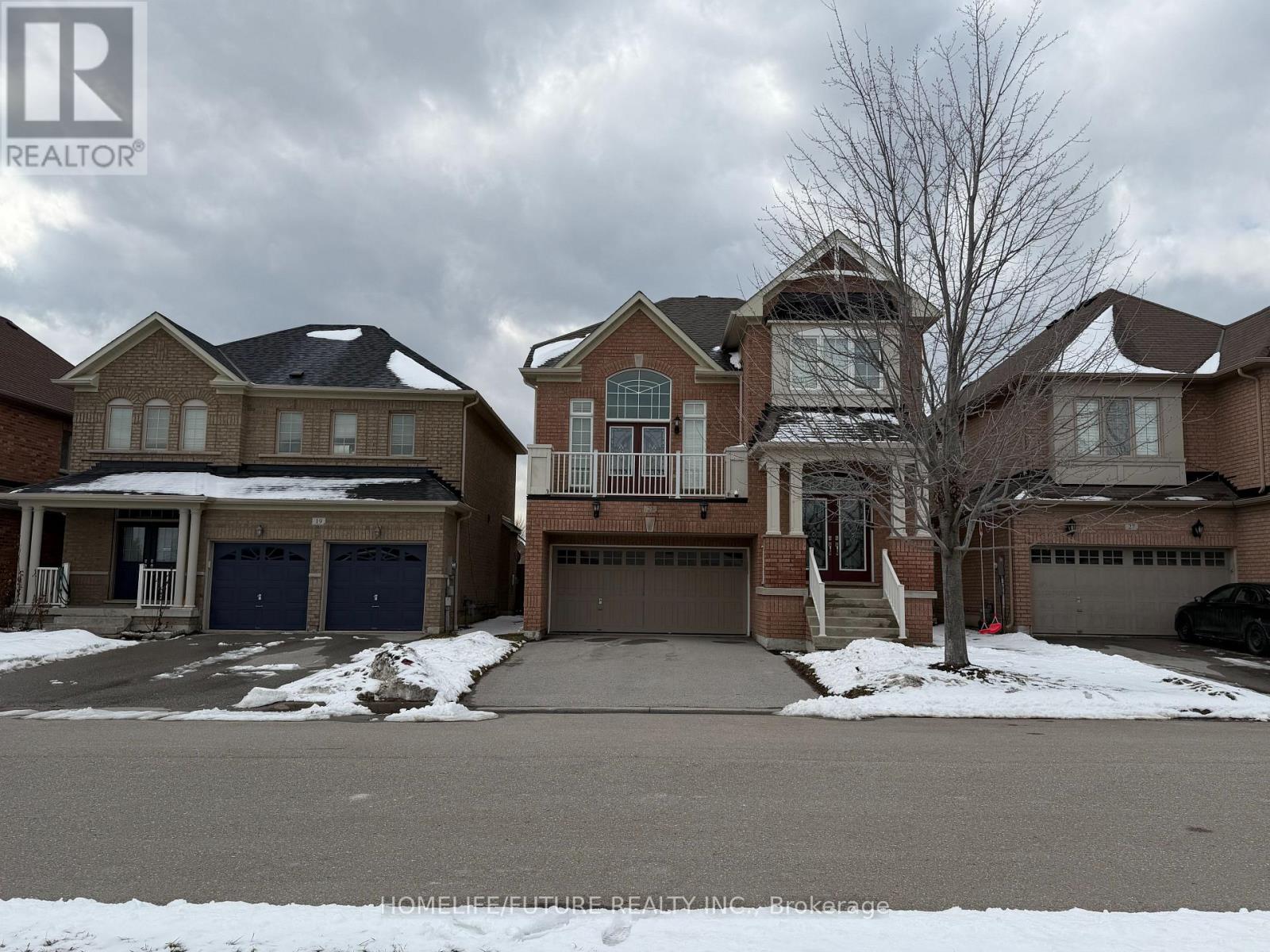 23 Acer Crescent, Whitchurch-Stouffville, Ontario  L4A 0V5 - Photo 2 - N12903140