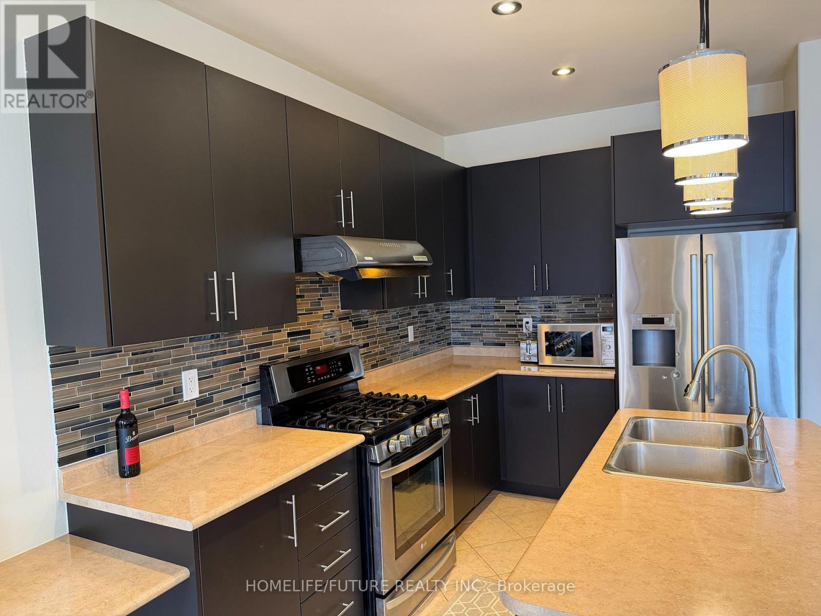 23 Acer Crescent, Whitchurch-Stouffville, Ontario  L4A 0V5 - Photo 22 - N12903140