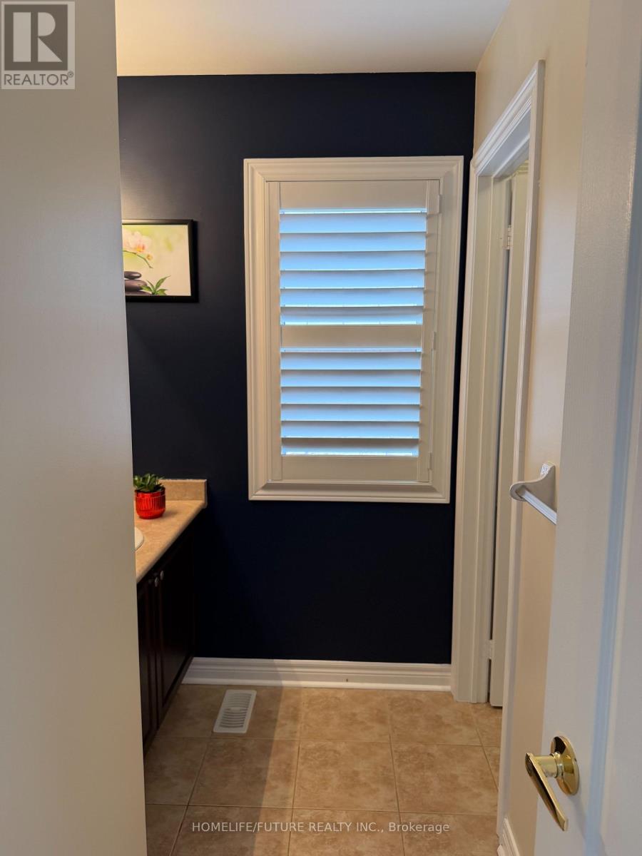 23 Acer Crescent, Whitchurch-Stouffville, Ontario  L4A 0V5 - Photo 32 - N12903140