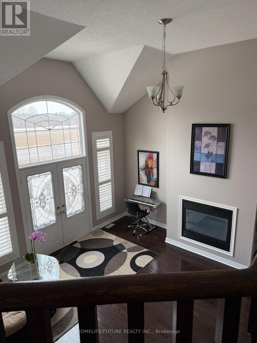 23 Acer Crescent, Whitchurch-Stouffville, Ontario  L4A 0V5 - Photo 7 - N12903140