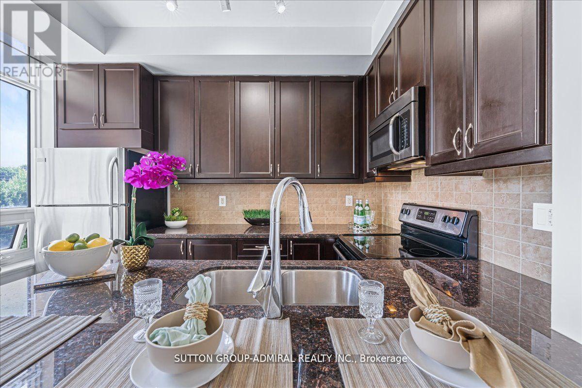 312 - 2396 Major Mackenzie Drive, Vaughan, Ontario  L6A 3Y7 - Photo 11 - N12903192