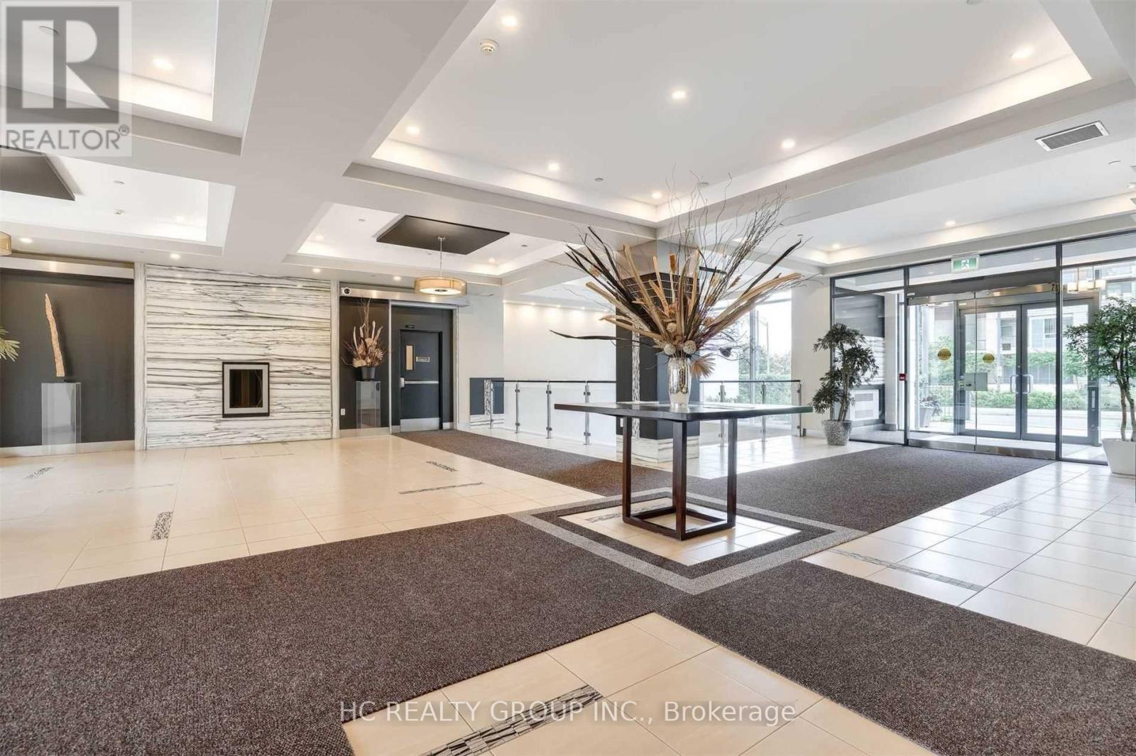 1101 - 75 South Town Centre Boulevard, Markham, Ontario  L6G 0B3 - Photo 5 - N12903208