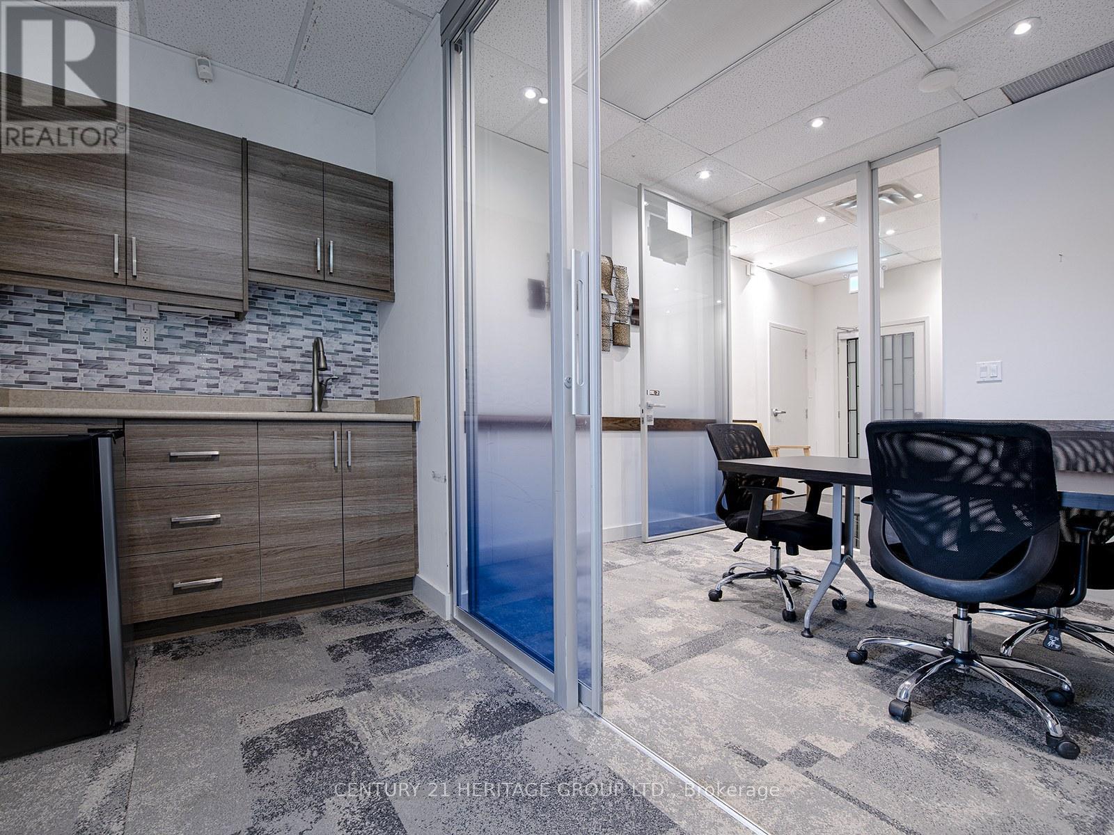 Ph5b - 330 Highway 7 E, Richmond Hill, Ontario  L4B 3P8 - Photo 7 - N12903218