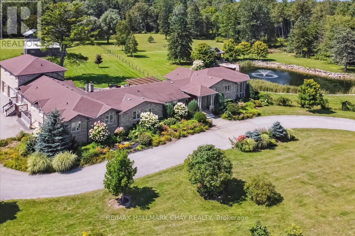 21940 Mccowan Road, East Gwillimbury, Ontario  L0G 1M0 - Photo 1 - N12903242