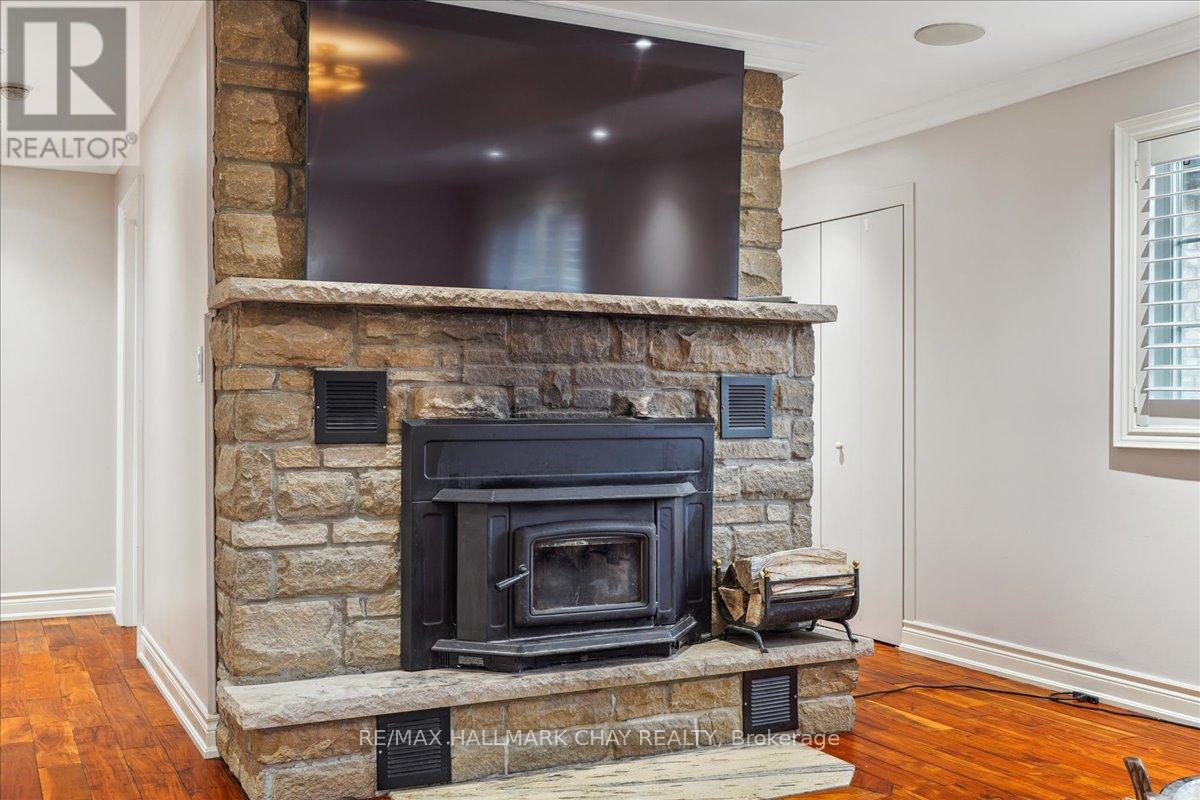 21940 Mccowan Road, East Gwillimbury, Ontario  L0G 1M0 - Photo 13 - N12903242