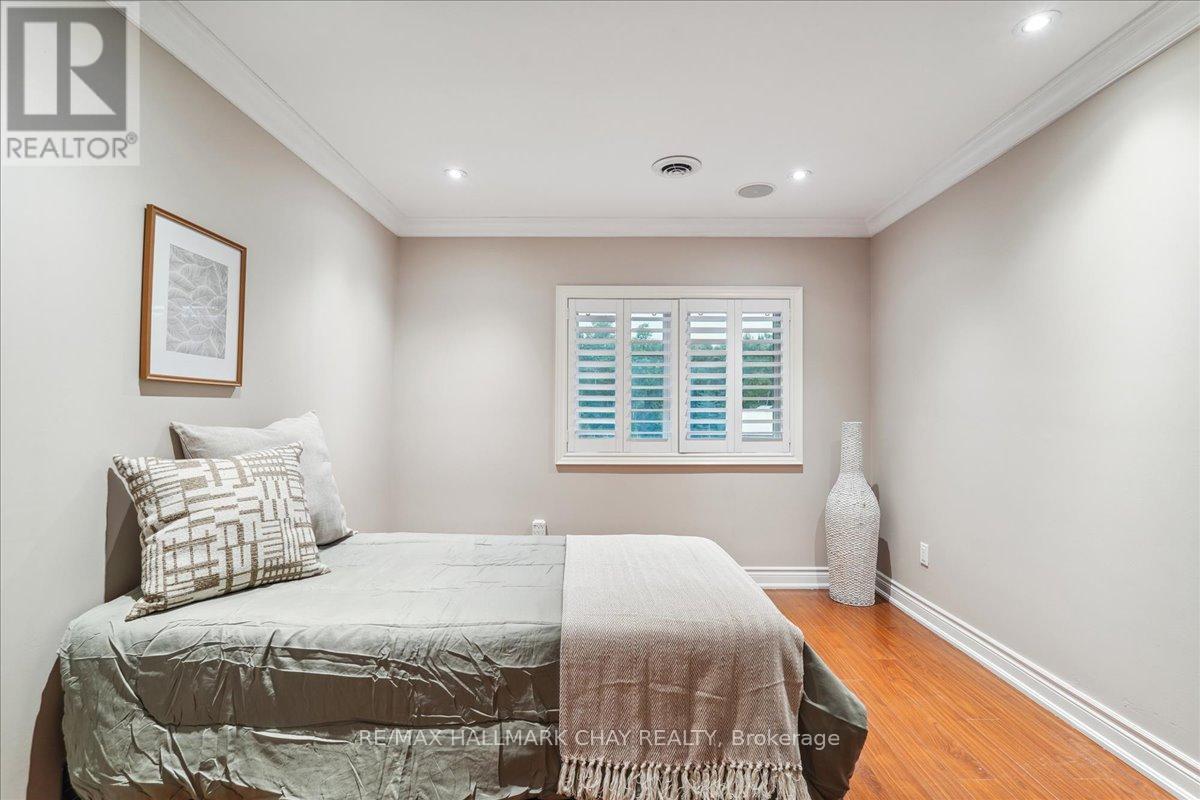 21940 Mccowan Road, East Gwillimbury, Ontario  L0G 1M0 - Photo 37 - N12903242