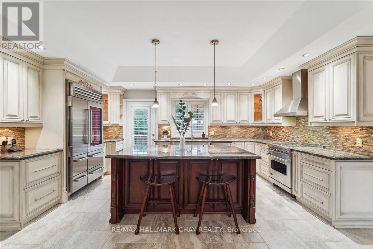 21940 Mccowan Road, East Gwillimbury, Ontario  L0G 1M0 - Photo 7 - N12903242