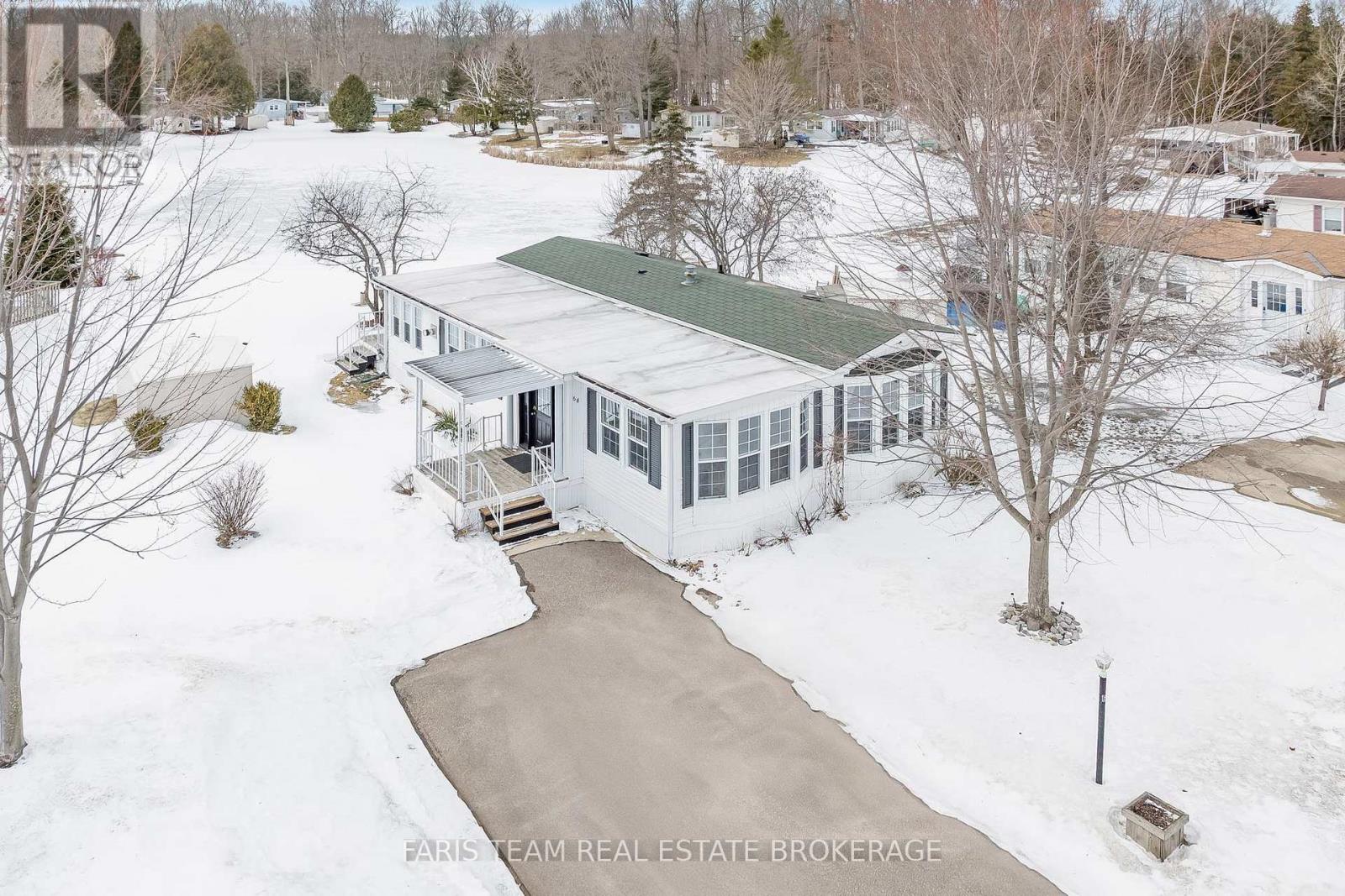 68 THE BOARDWALK, Wasaga Beach, Ontario