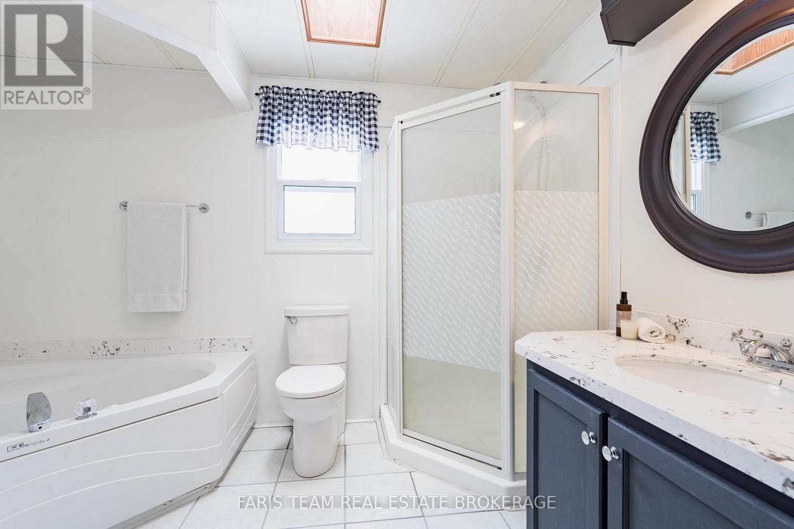 68 The Boardwalk, Wasaga Beach, Ontario  L9Z 3A8 - Photo 23 - S12903132