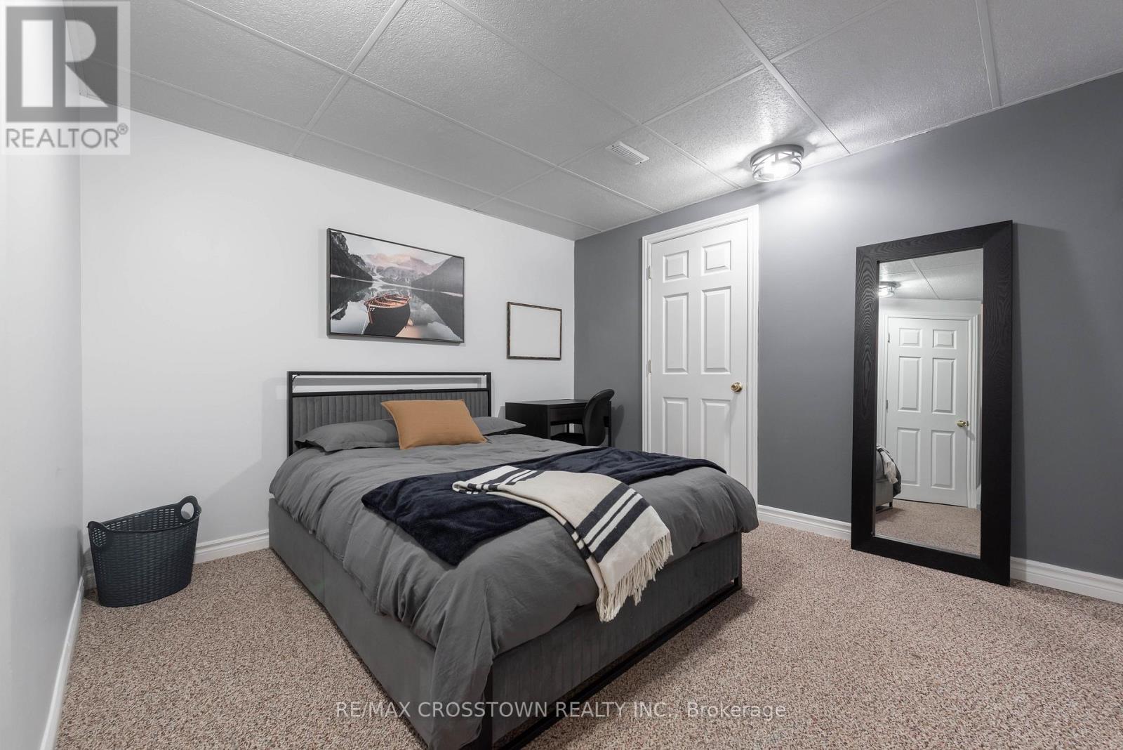 54 Foyston Park Circle, Springwater, Ontario  L0L 1Y0 - Photo 29 - S12903160