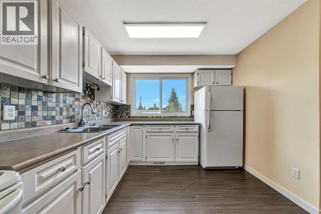 216 2 Street E, Lashburn, Saskatchewan  S0M 1H0 - Photo 6 - A2294918