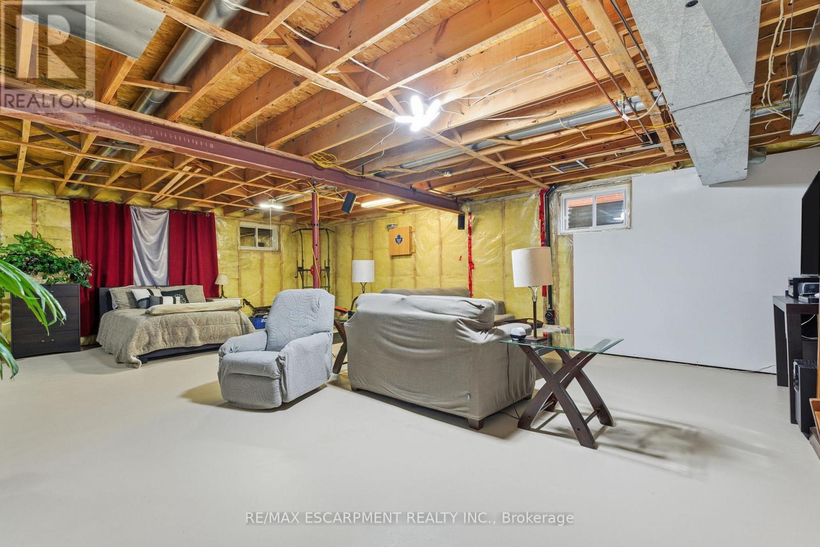 13 Colonial Crescent, Grimsby, Ontario  L3M 5H2 - Photo 25 - X12714170