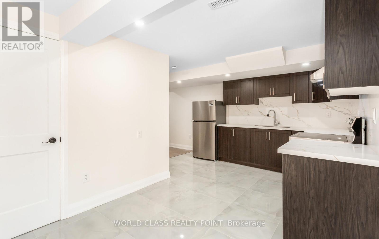 #bsmt - 1210 Duignan Crescent, Milton (Fo Ford), Ontario  L9E 1C2 - Photo 12 - W12903098