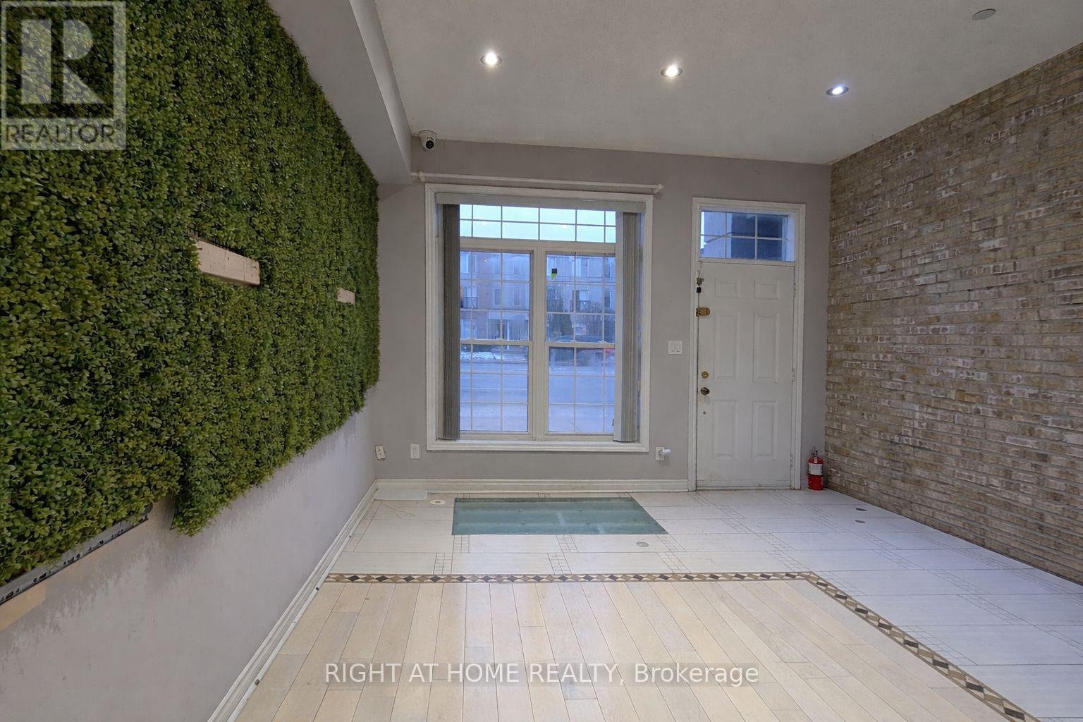 952 The Queensway, Toronto, Ontario  M8Z 1P5 - Photo 3 - W12903154