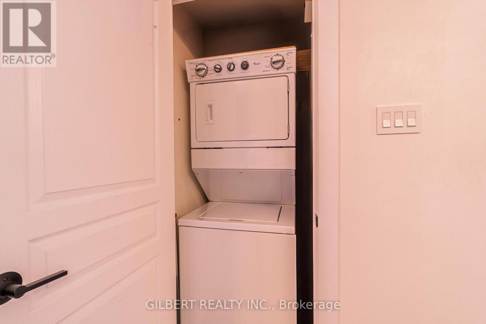 1603 - 3515 Kariya Drive, Mississauga (Fairview), Ontario  L5B 0C1 - Photo 25 - W12903156