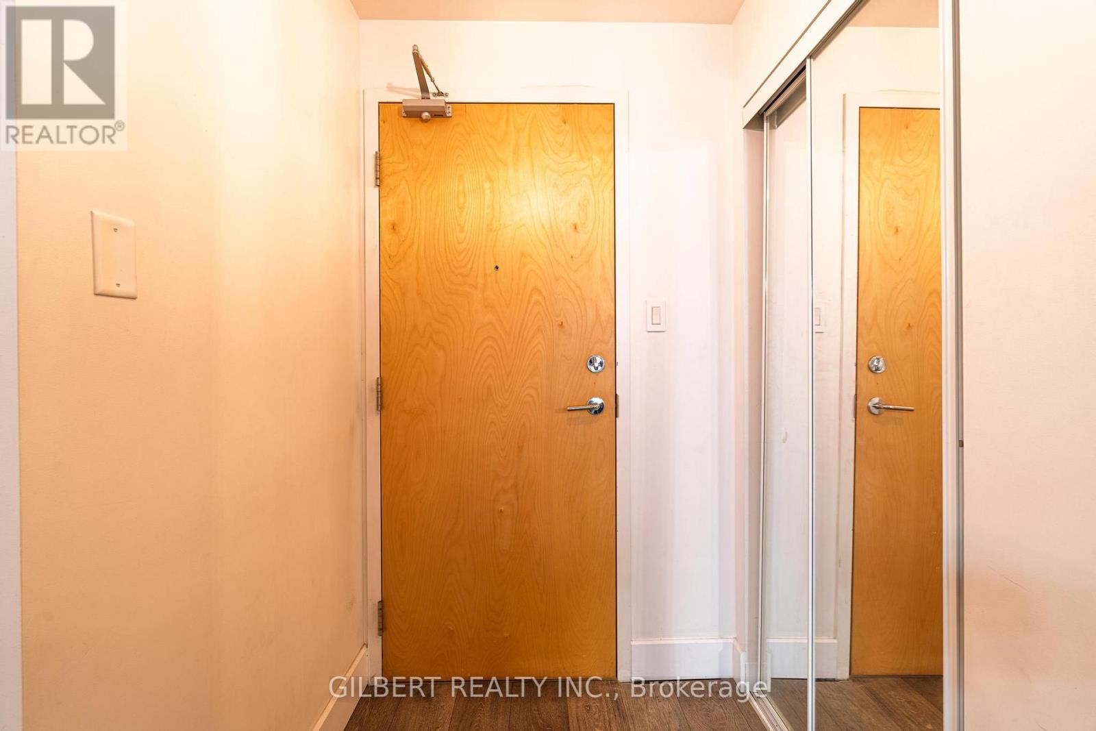 1603 - 3515 Kariya Drive, Mississauga (Fairview), Ontario  L5B 0C1 - Photo 5 - W12903156