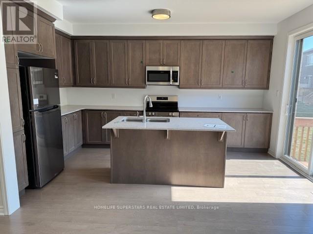 3208 Meadowridge Drive, Oakville (Jm Joshua Meadows), Ontario  L6H 8B4 - Photo 10 - W12903228