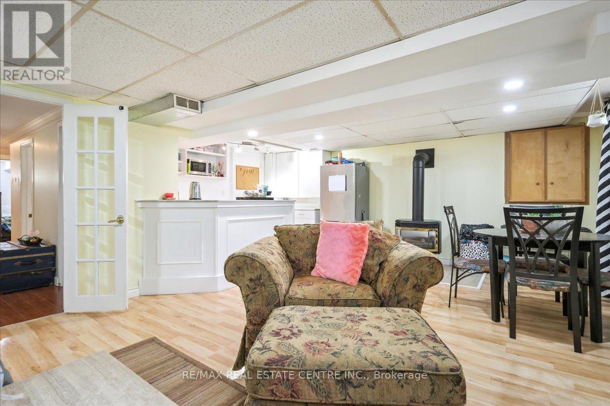 74 Mountainview Road S, Halton Hills (Georgetown), Ontario  L7G 4K5 - Photo 26 - W12903236