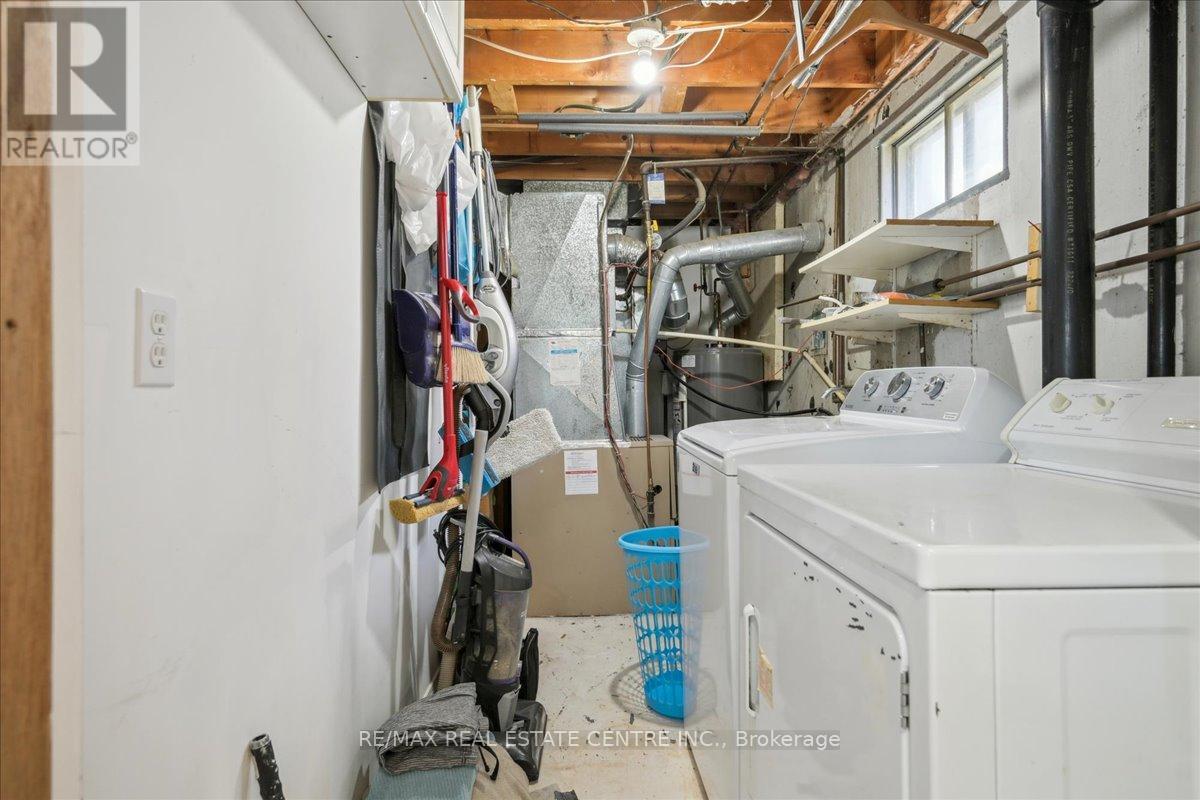 74 Mountainview Road S, Halton Hills (Georgetown), Ontario  L7G 4K5 - Photo 34 - W12903236