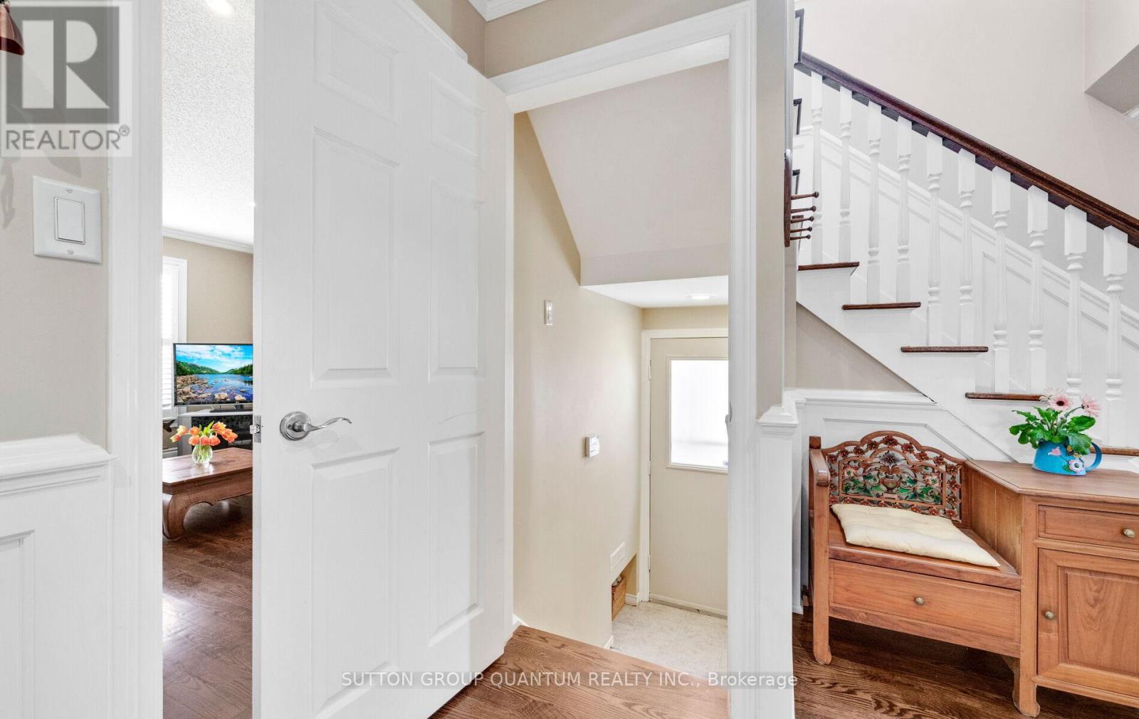 2113 Folkway Drive, Mississauga (Erin Mills), Ontario  L5L 3G3 - Photo 26 - W12903244