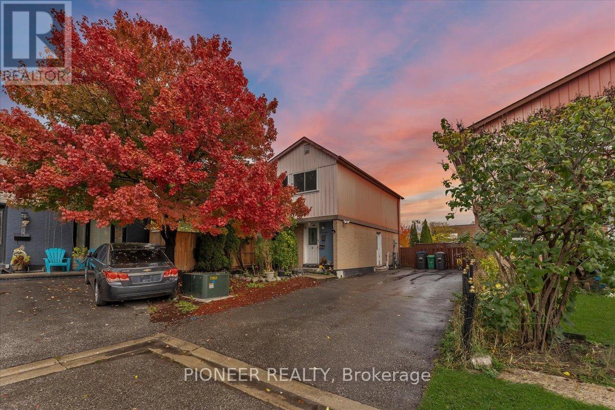 11 Great Oak Court, Brampton (Northgate), Ontario  L6S 2J9 - Photo 45 - W12903260