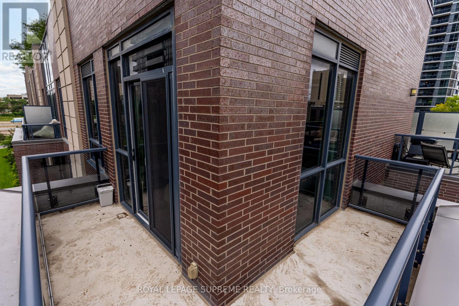 302 - 9 Valhalla Inn Road, Toronto (Islington-City Centre West), Ontario  M9B 0B2 - Photo 38 - W12903302