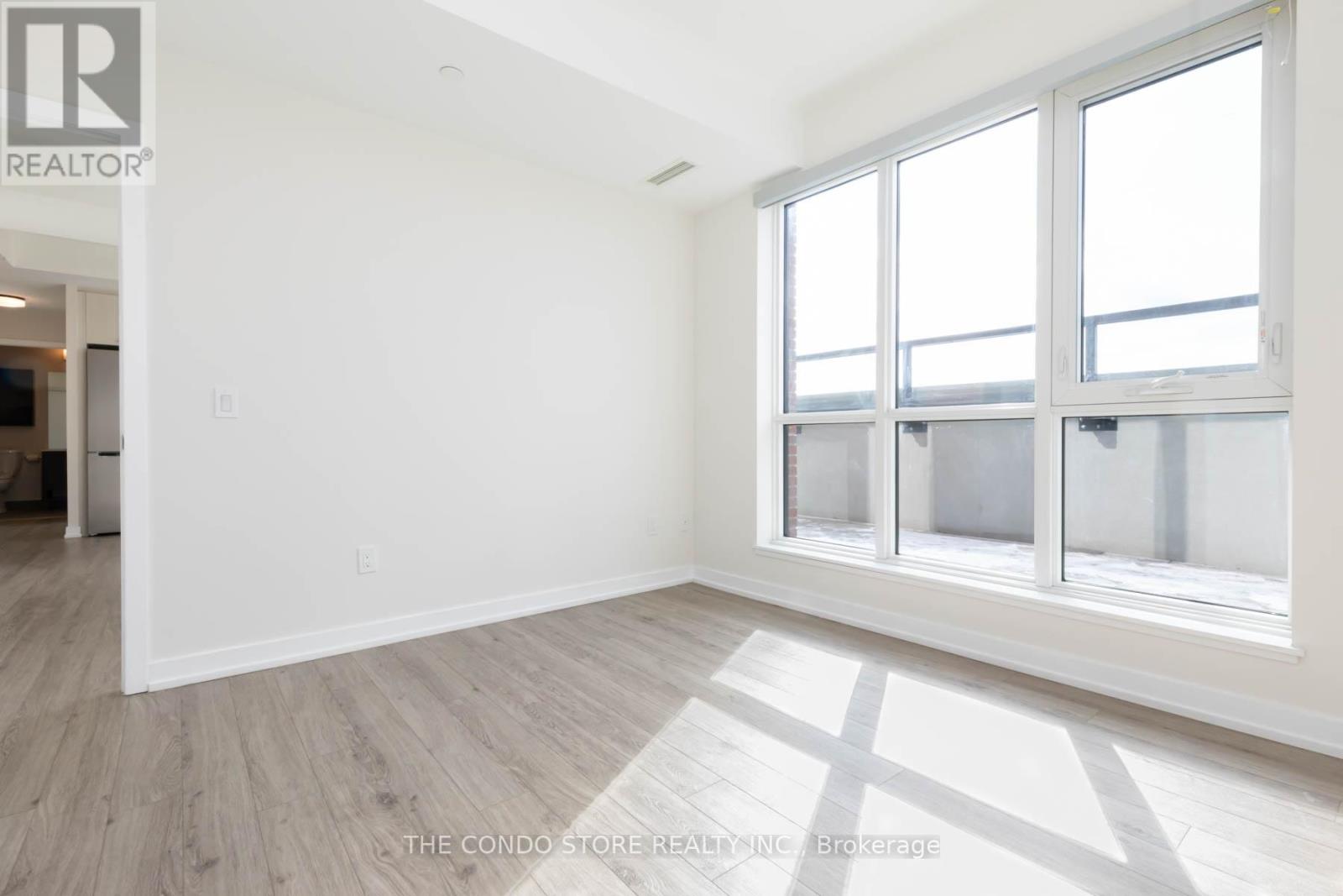 905 - 2300 St. Clair Avenue W, Toronto, Ontario  M6N 1K8 - Photo 17 - W12903312
