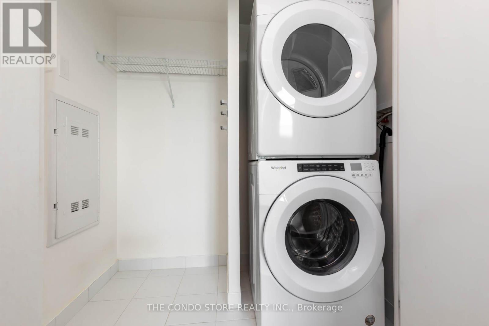 905 - 2300 St. Clair Avenue W, Toronto, Ontario  M6N 1K8 - Photo 24 - W12903312