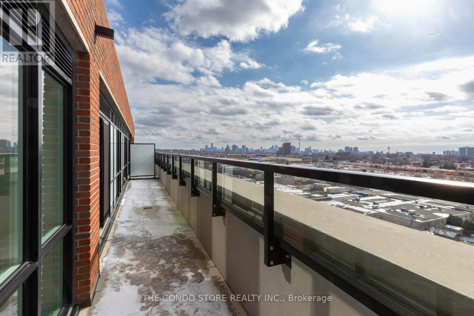 905 - 2300 St. Clair Avenue W, Toronto, Ontario  M6N 1K8 - Photo 26 - W12903312