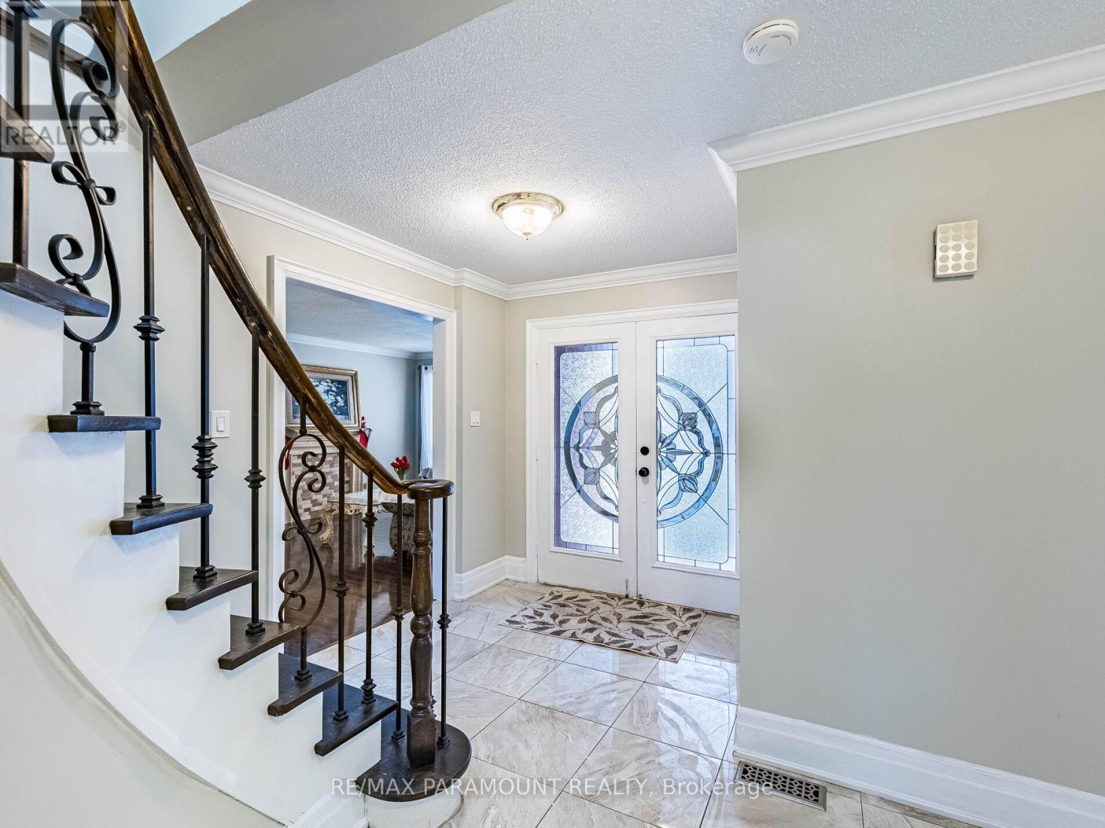 49 Marilyn Street, Caledon (Caledon East), Ontario  L7C 1H5 - Photo 7 - W12903330