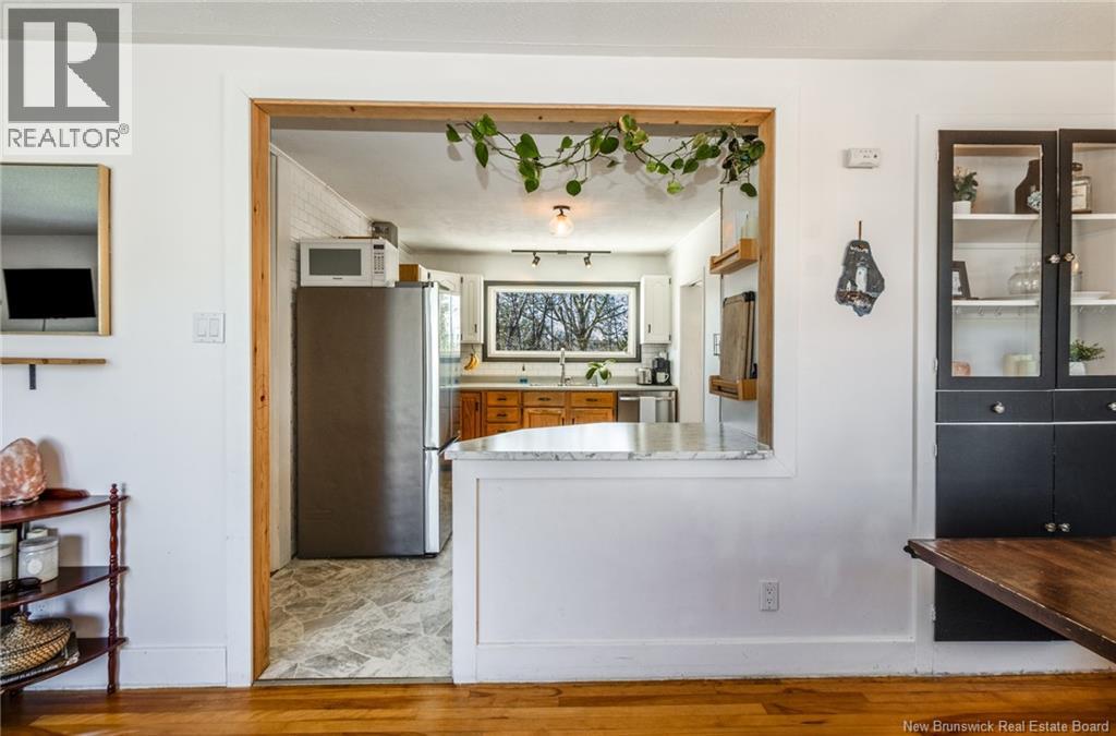 101 Douglas Avenue, Woodstock, New Brunswick  E7M 5Z8 - Photo 11 - NB135421