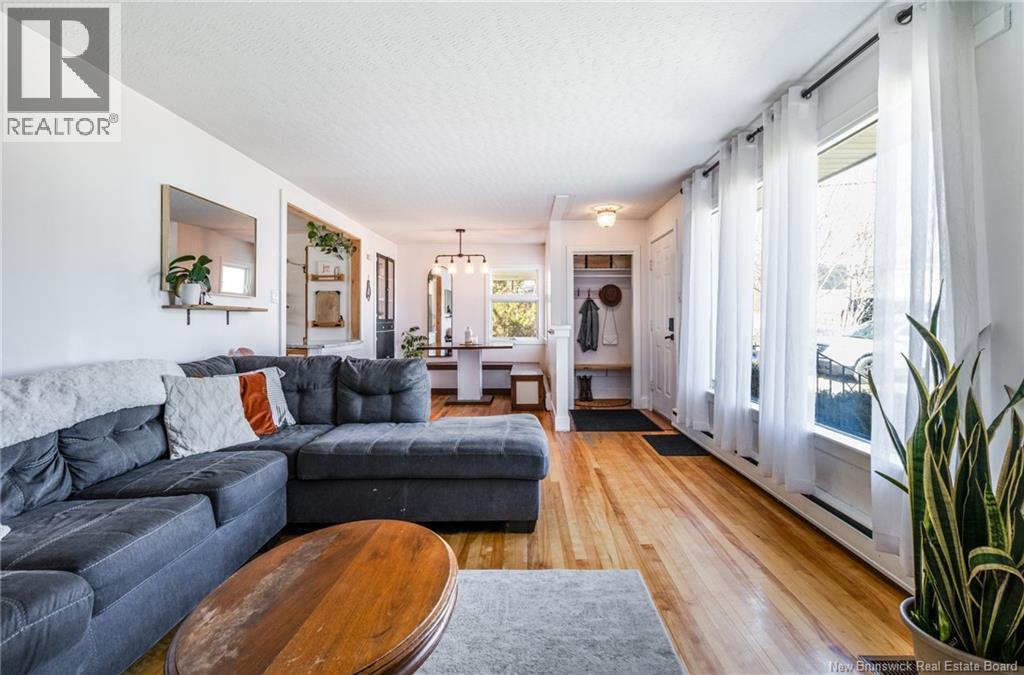 101 Douglas Avenue, Woodstock, New Brunswick  E7M 5Z8 - Photo 17 - NB135421