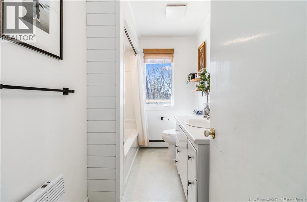 101 Douglas Avenue, Woodstock, New Brunswick  E7M 5Z8 - Photo 21 - NB135421