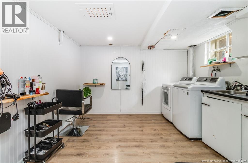 101 Douglas Avenue, Woodstock, New Brunswick  E7M 5Z8 - Photo 37 - NB135421